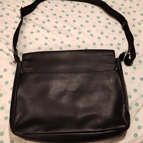 Like-New Michael Kors Briefcase/Laptop Bag - Picture 8 of 16